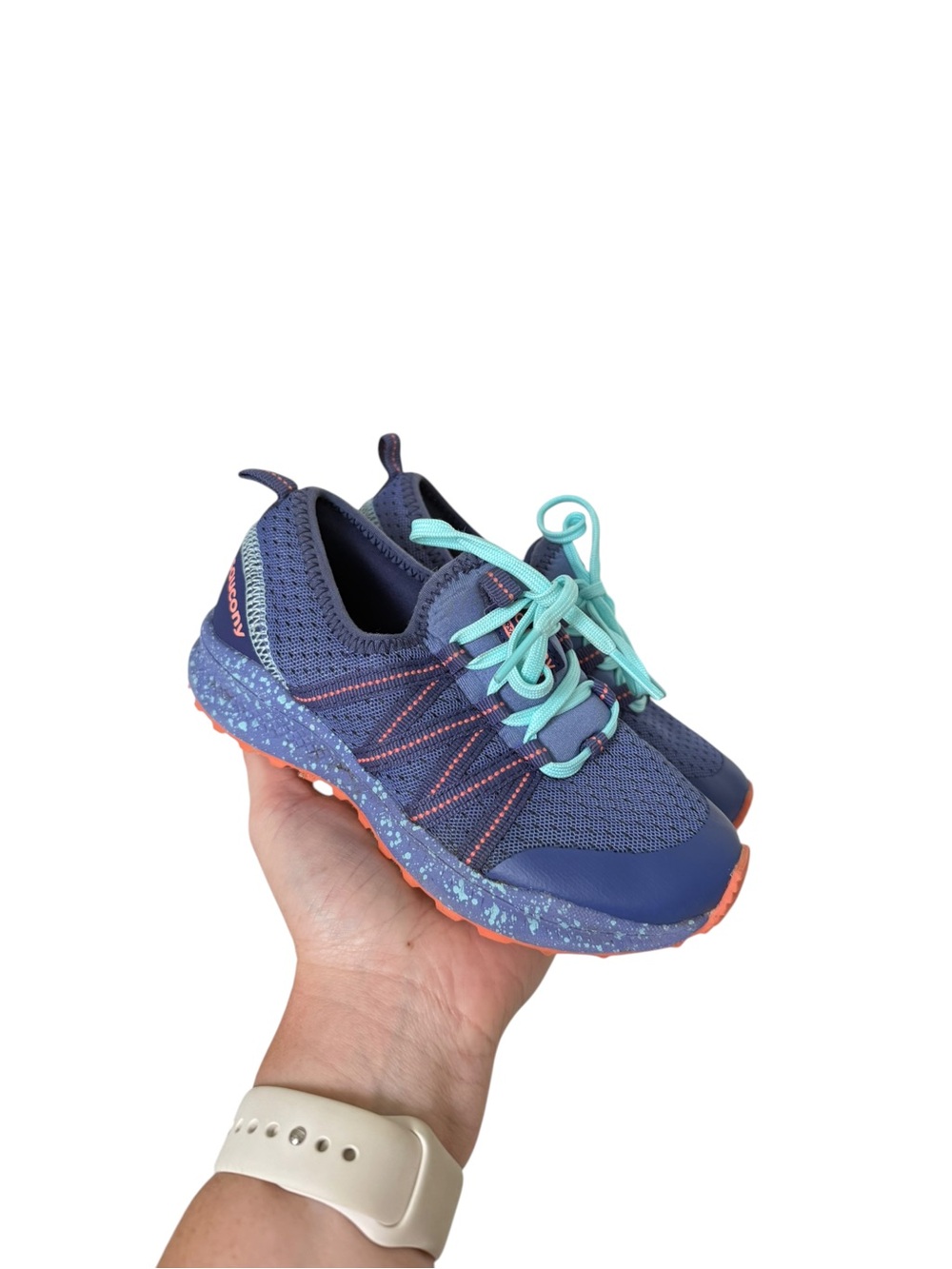 Saucony Versa Foam Kids Sneakers with Teal Laces and Coral Accents Size 11